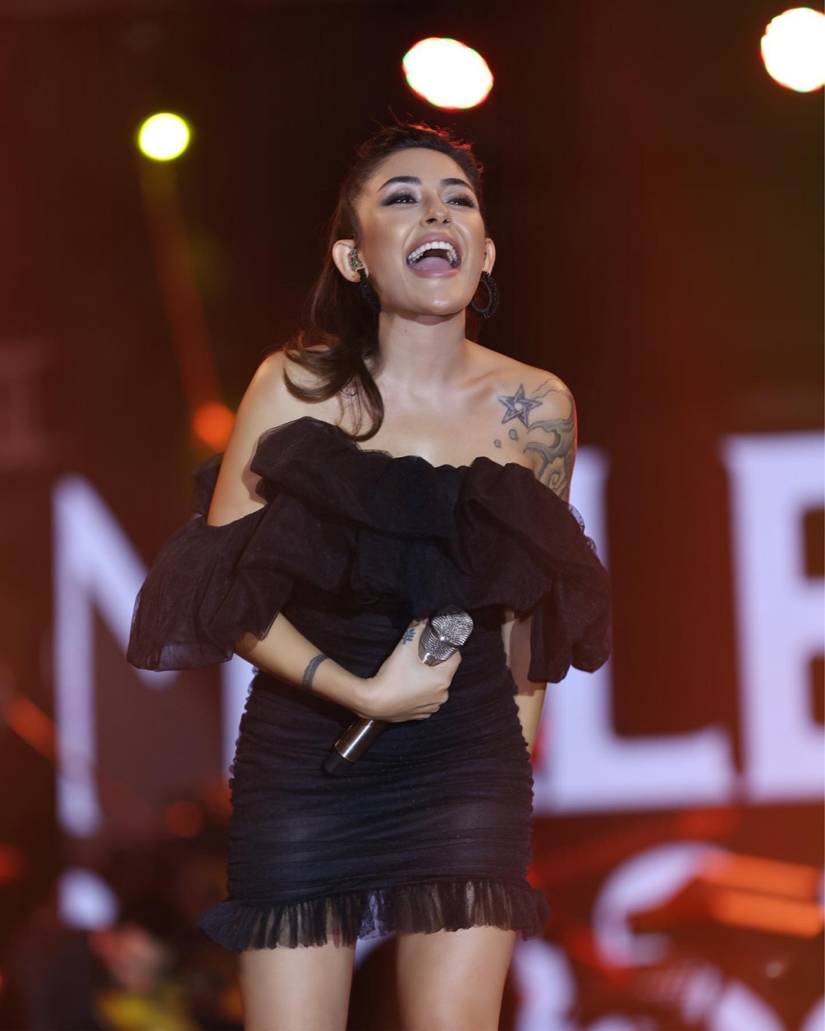 Melek Mosso konser fotoğrafları