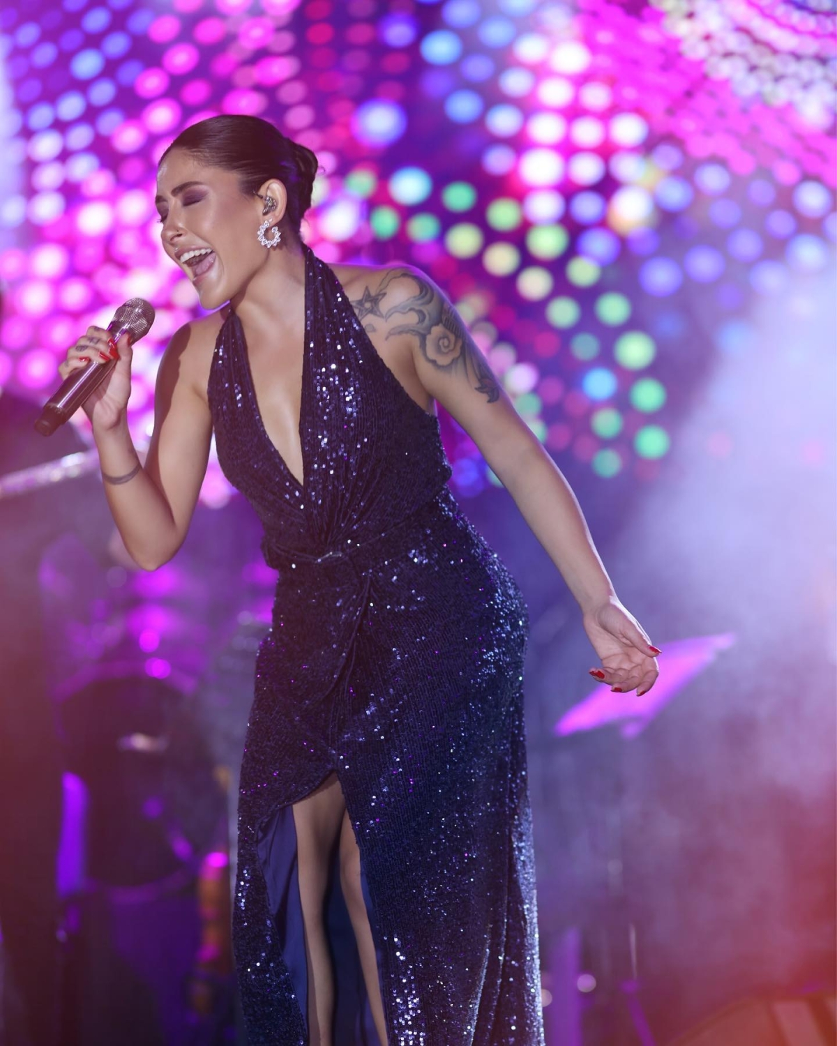 Melek Mosso konser fotoğrafları