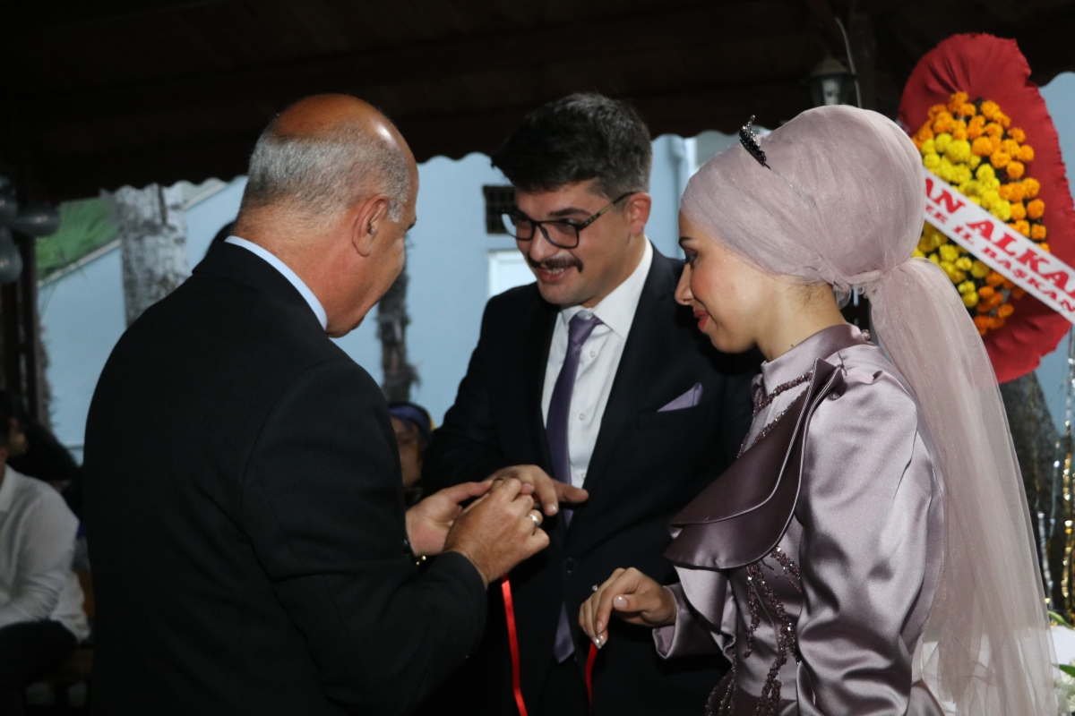 Hasan Fehmi Demir, Ezginur Balci nişanlandı