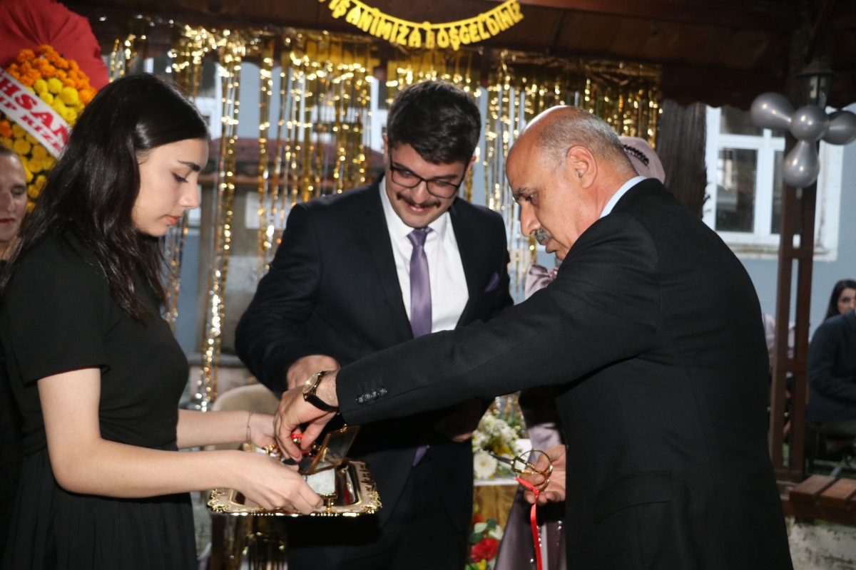 Hasan Fehmi Demir, Ezginur Balci nişanlandı