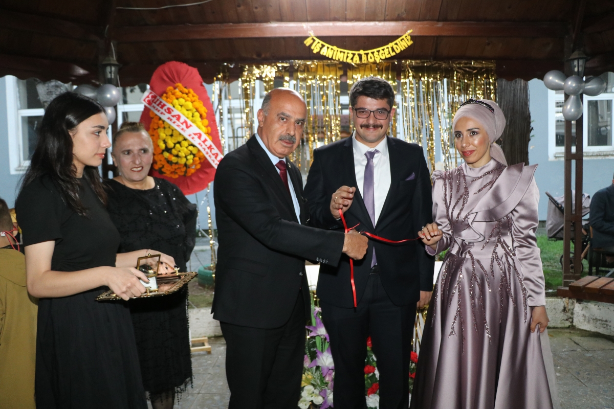Hasan Fehmi Demir, Ezginur Balci nişanlandı