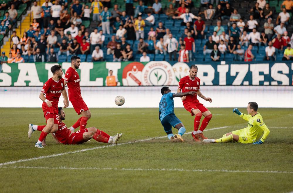 Rizespor-Samsunspor maçı foto galerisi