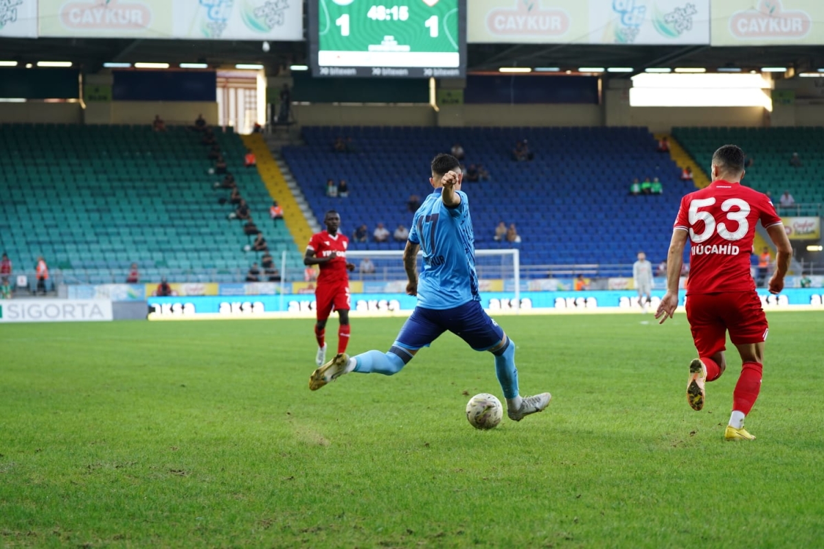 Rizespor-Samsunspor maçı foto galerisi