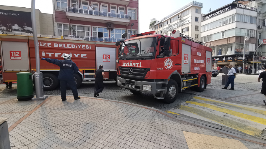 Rize'de yangın