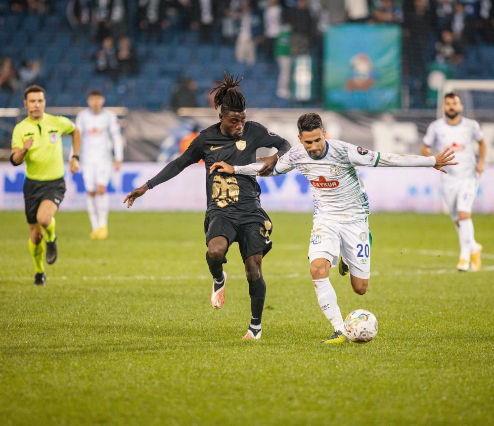 Çaykur Rizespor-Erzurumspor maçı fotoğrafları