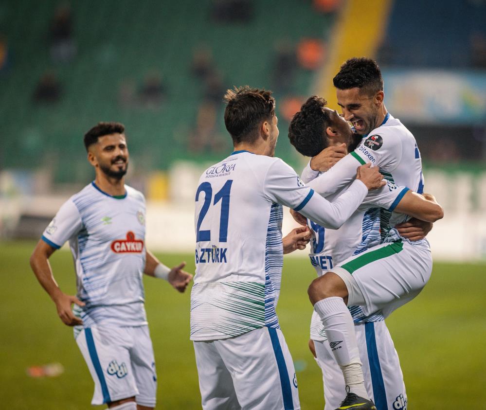 Çaykur Rizespor-Erzurumspor maçı fotoğrafları