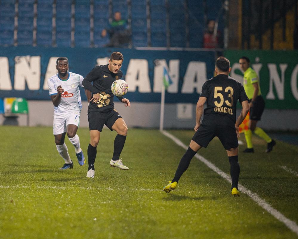 Çaykur Rizespor-Erzurumspor maçı fotoğrafları