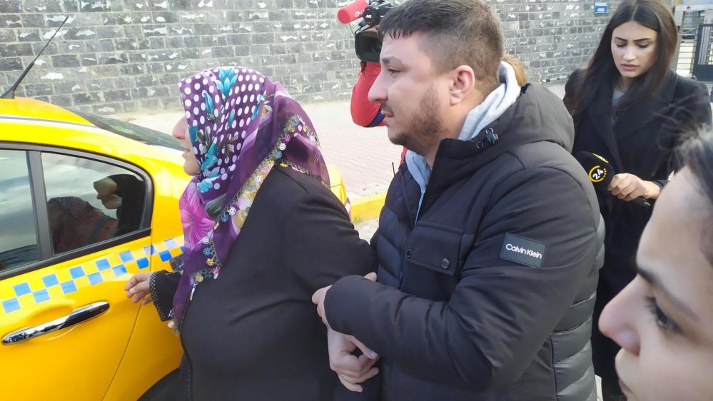 Patlamada ölenlerin cenazeleri teslim alınıyor