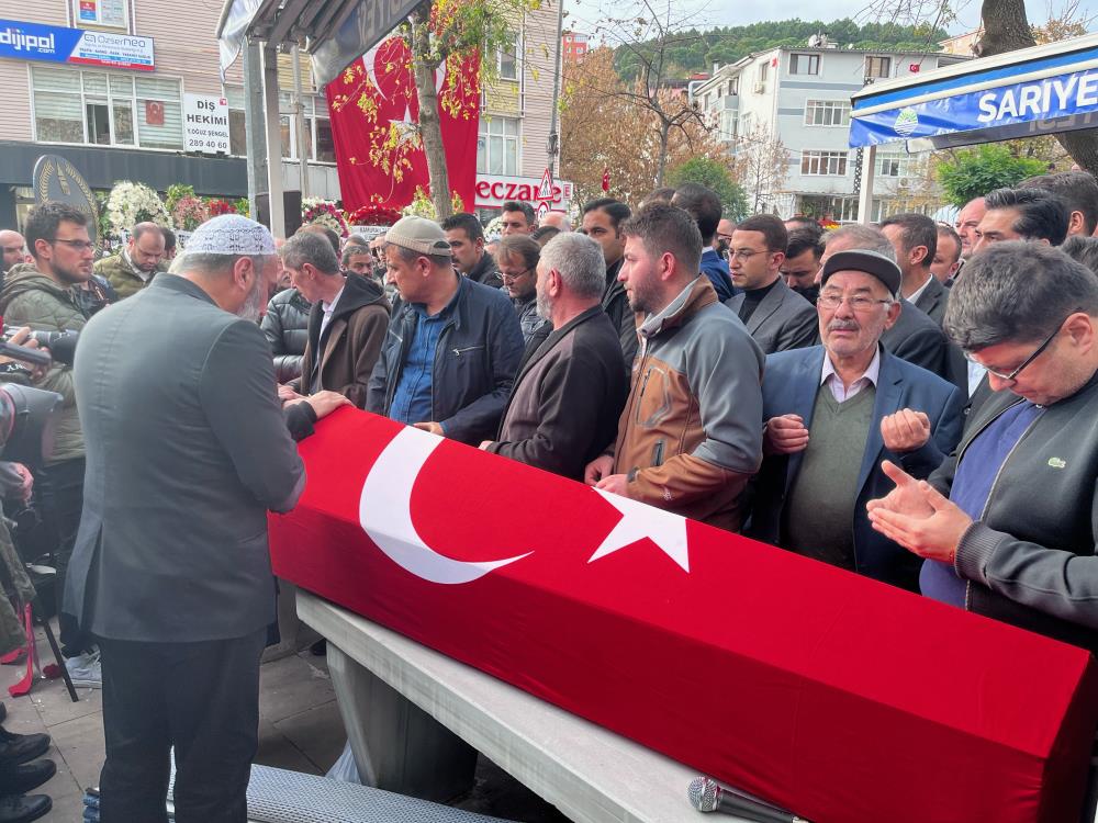 Rizeli kadın ve eşi son yolculuğuna uğurlandı