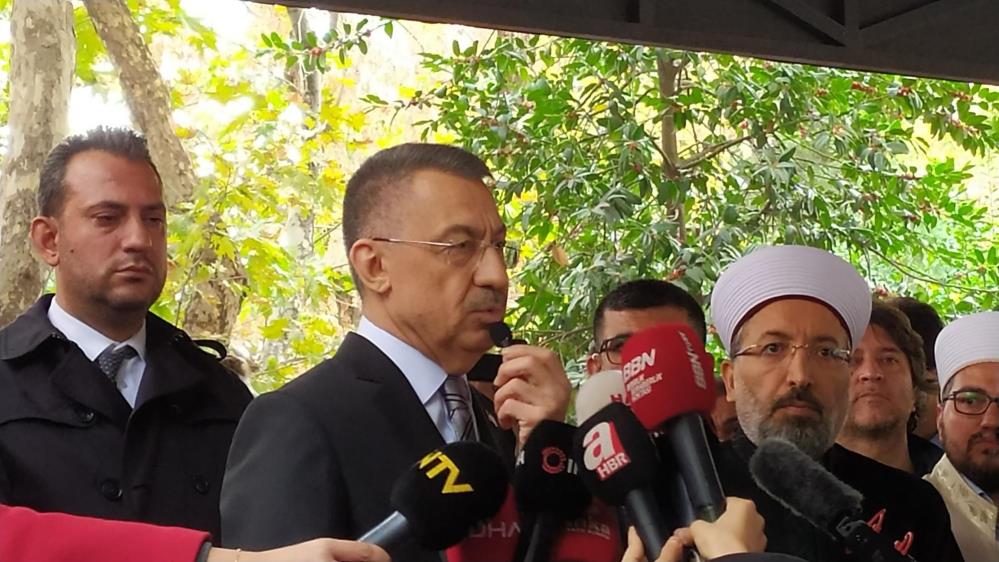 Saldırıda hayatını kaybeden anne kız son yolculuğuna uğurlandı