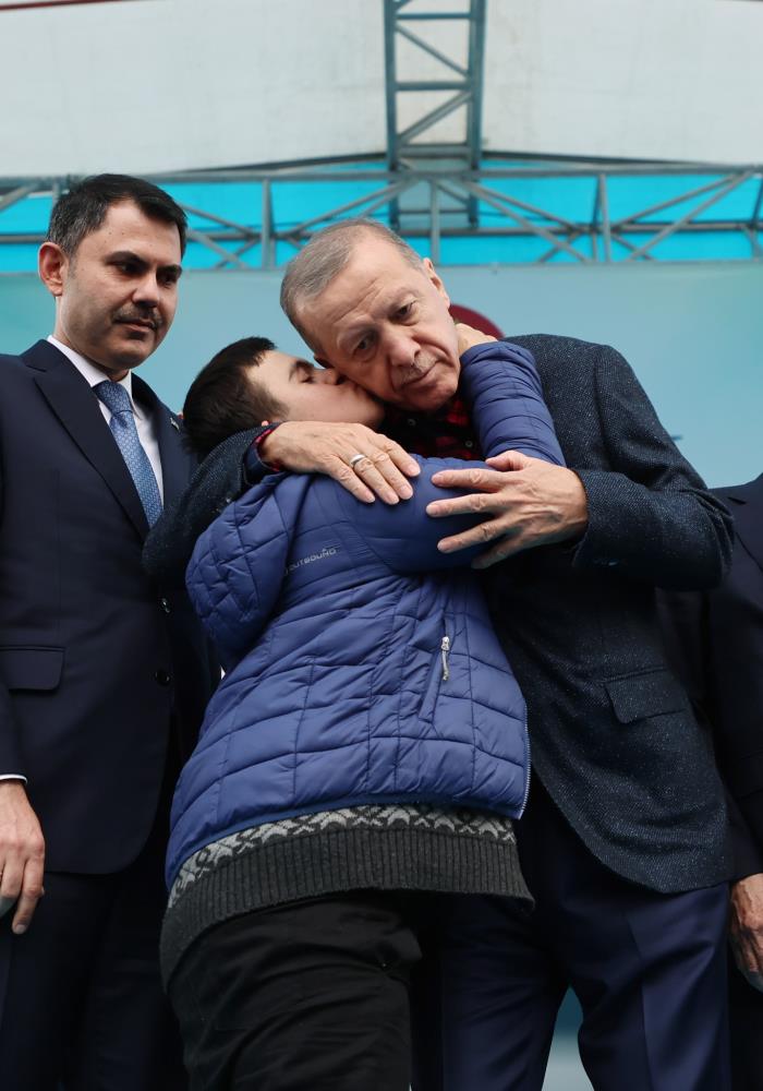 Cumhurbaşkanı Erdoğan Yusufeli'nde baraj su tutma törenine katıldı