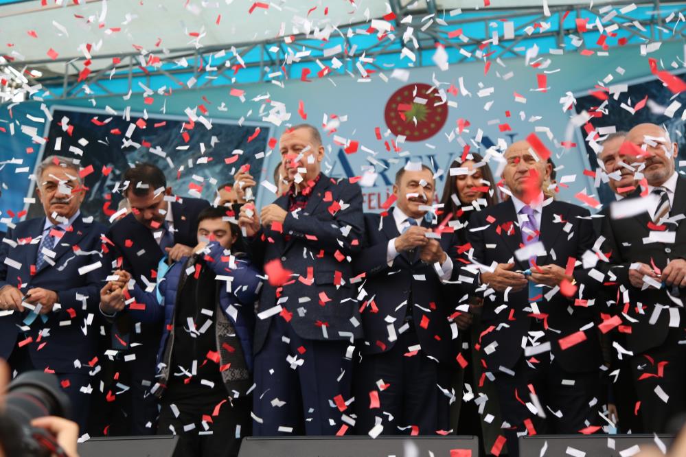 Cumhurbaşkanı Erdoğan Yusufeli'nde baraj su tutma törenine katıldı