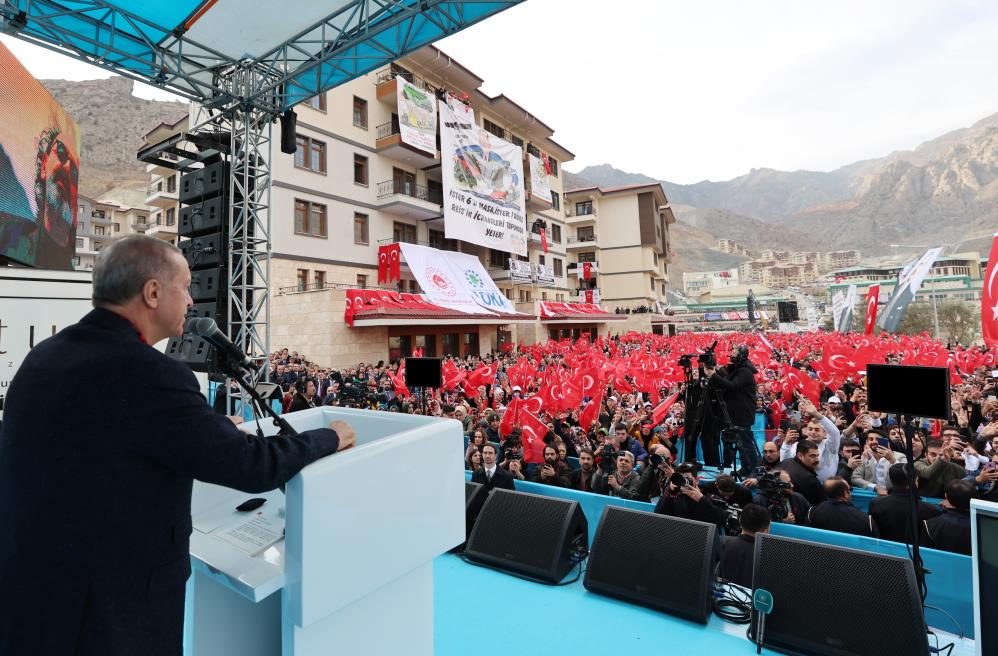Cumhurbaşkanı Erdoğan Yusufeli'nde baraj su tutma törenine katıldı