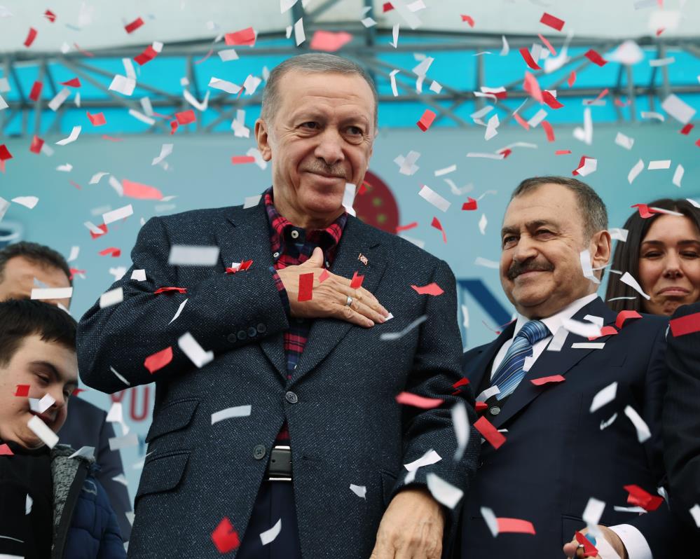 Cumhurbaşkanı Erdoğan Yusufeli'nde baraj su tutma törenine katıldı