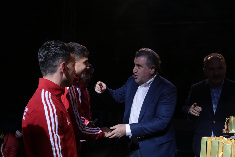 Rize'deki Sporun yıldızları ödül töreni