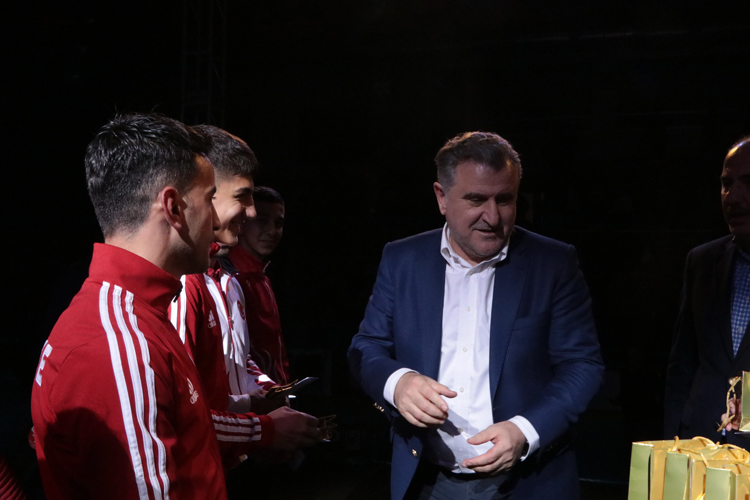 Rize'deki Sporun yıldızları ödül töreni