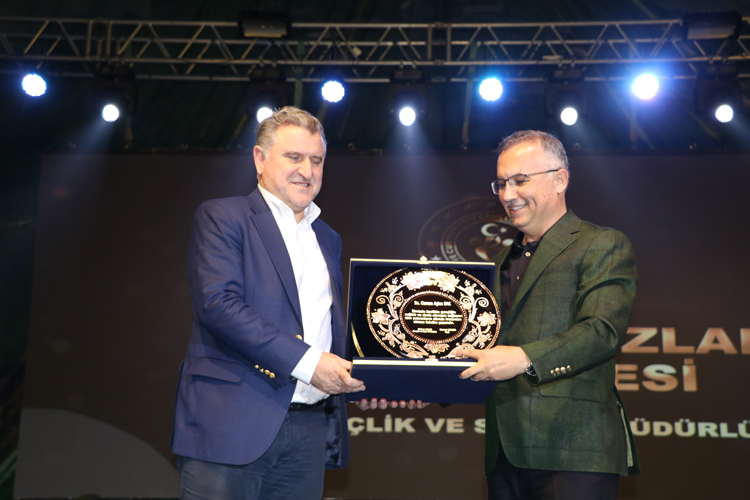 Rize'deki Sporun yıldızları ödül töreni
