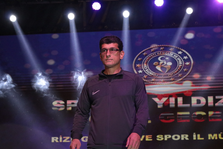 Rize'deki Sporun yıldızları ödül töreni