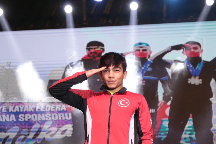 Rize'deki Sporun yıldızları ödül töreni