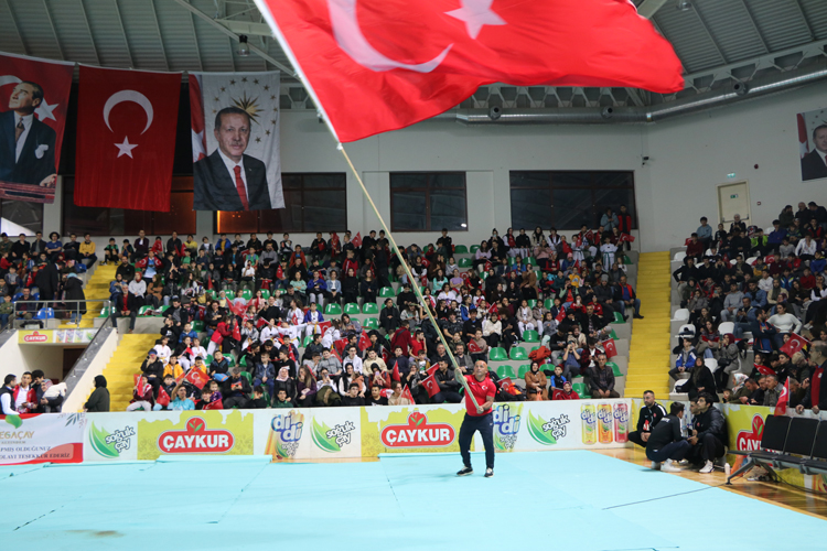 Rize'deki Sporun yıldızları ödül töreni