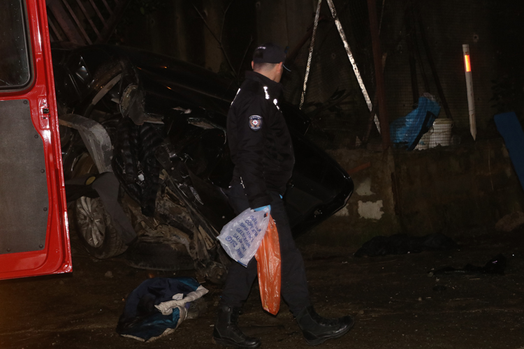 Rize'de feci kaza: 2 ölü, 3 yaralı