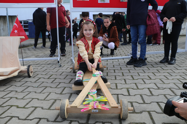Formulaz'da bu sefer çocuklar yarıştı 