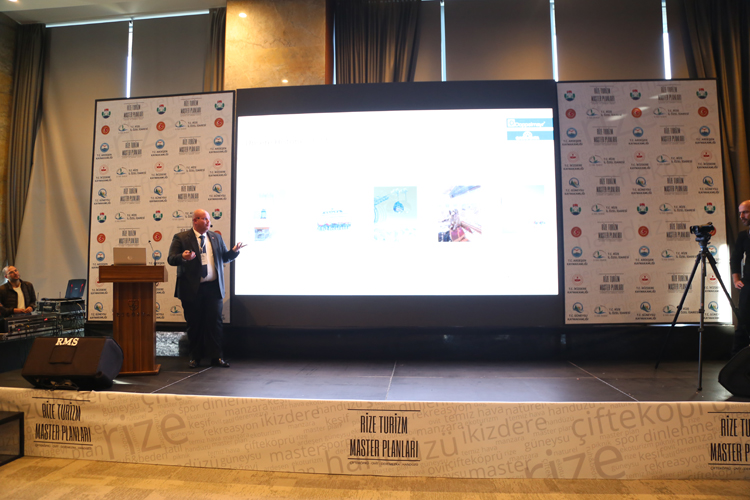 Rize'de ‘4 bölge, 4 mevsim, 365 gün sürdürülebilir turizm’ sempozyumu