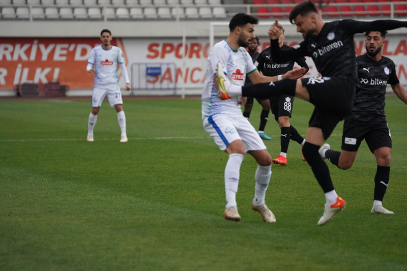 Çaykur Rizespor Tuzlaspor sınavını tek golle geçti