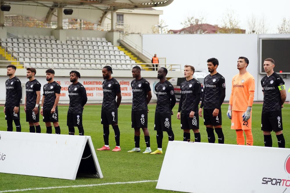 Çaykur Rizespor Tuzlaspor sınavını tek golle geçti