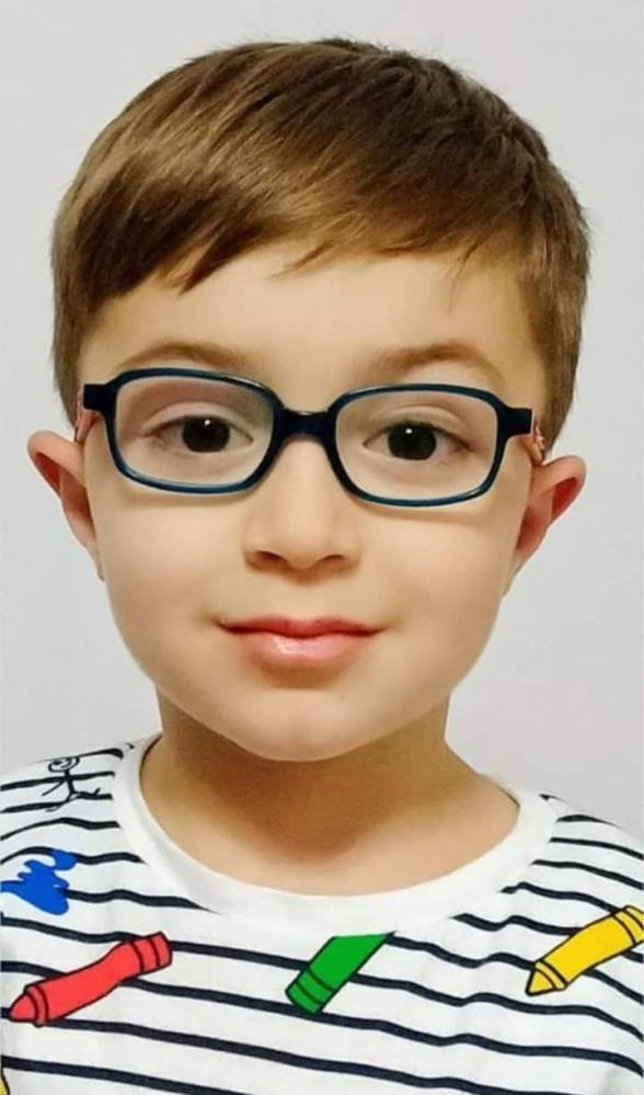 3 günlük yaşam savaşını kaybeden minik futbolcu toprağa verildi