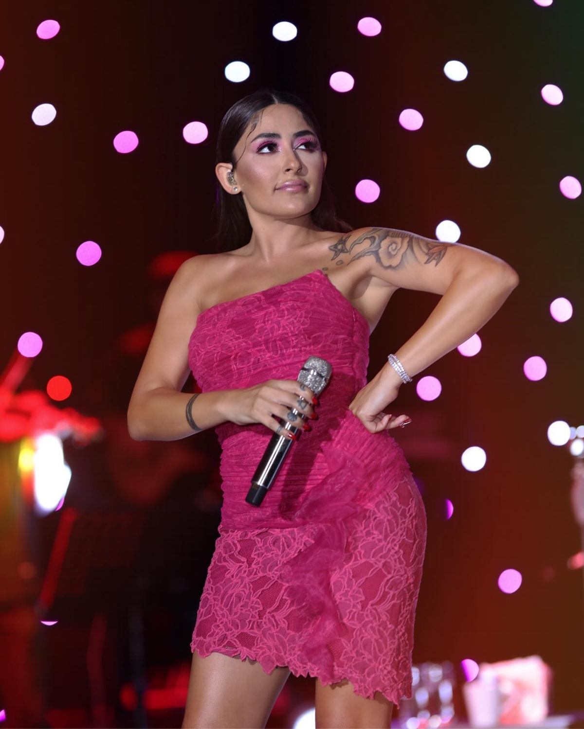 Melek Mosso konser fotoğrafları