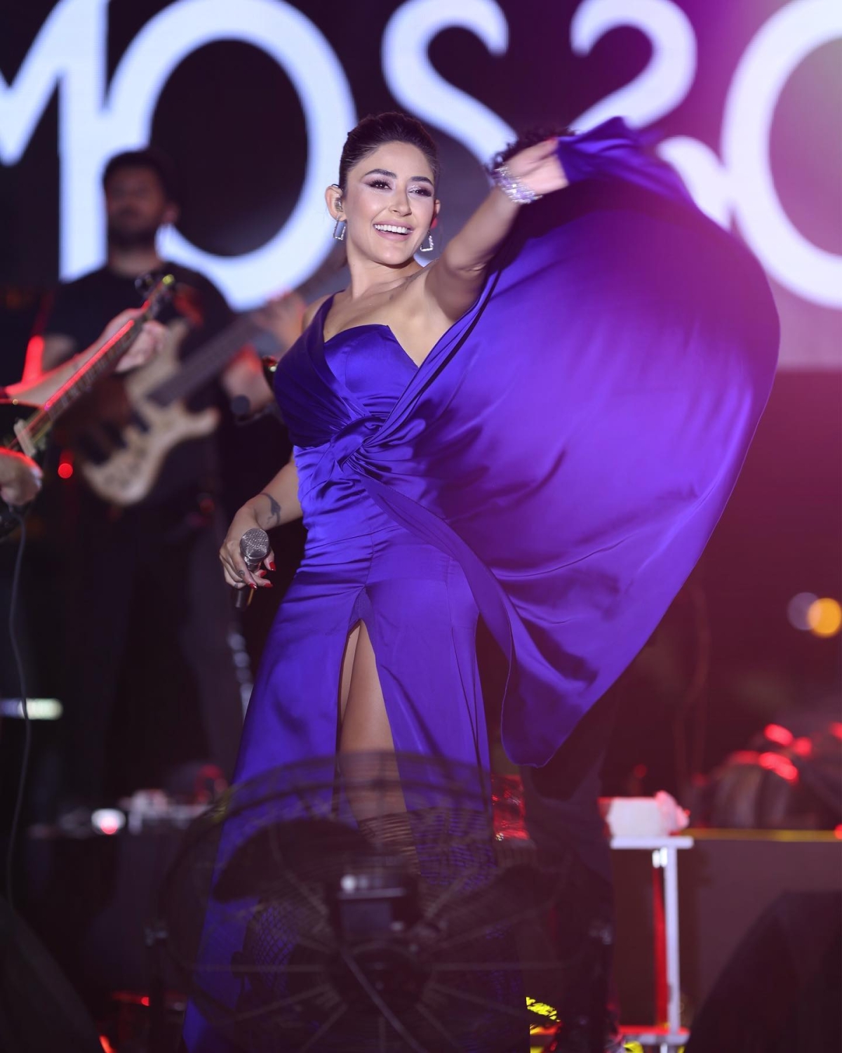 Melek Mosso konser fotoğrafları