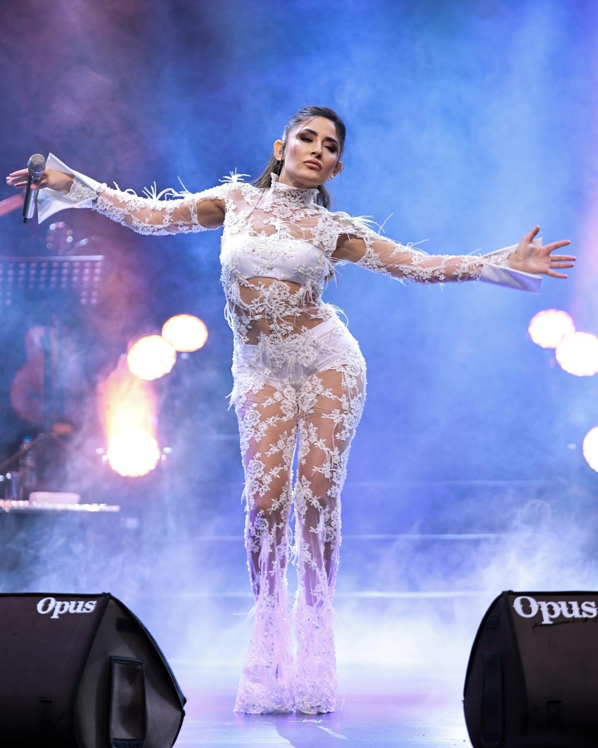 Melek Mosso konser fotoğrafları