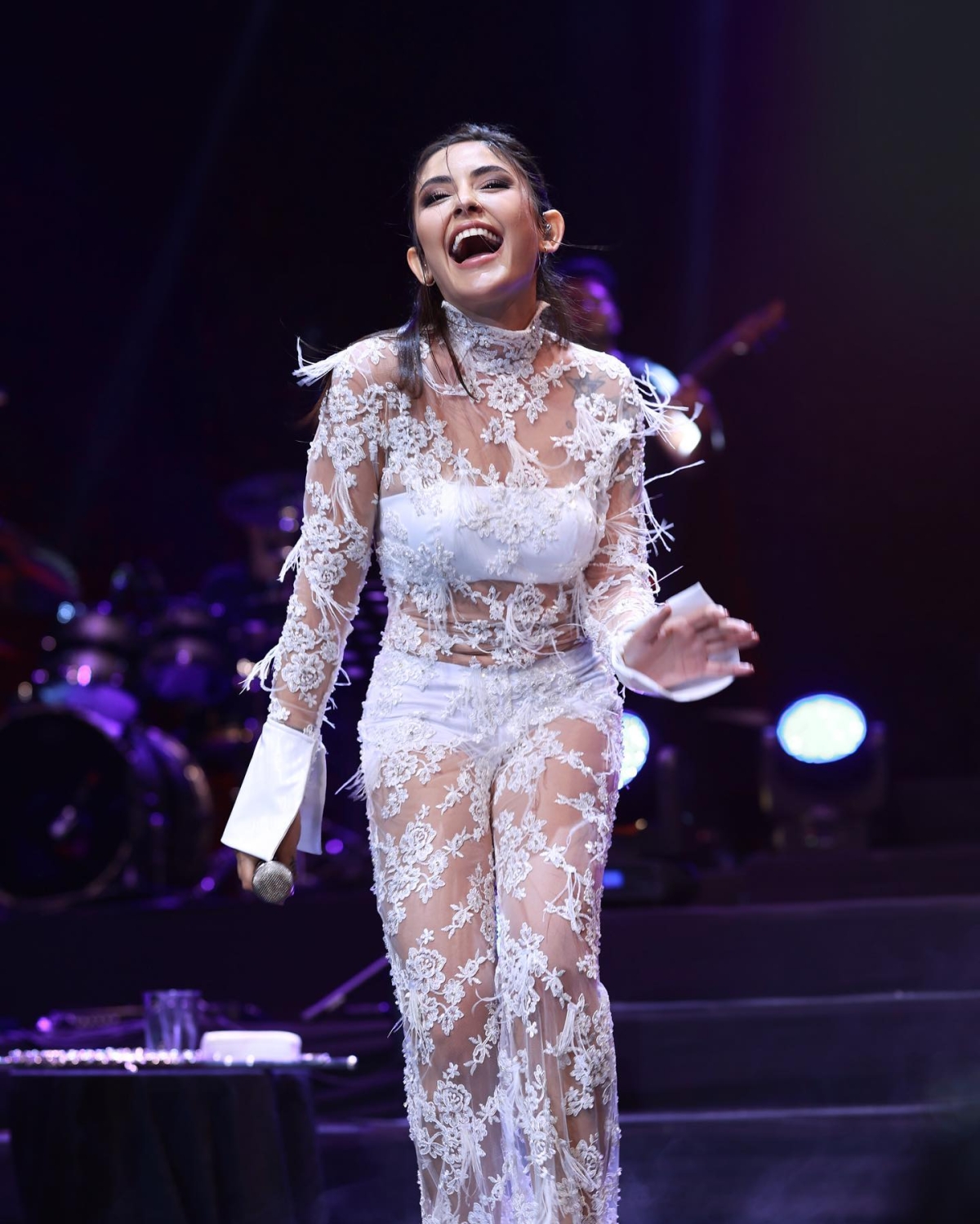 Melek Mosso konser fotoğrafları