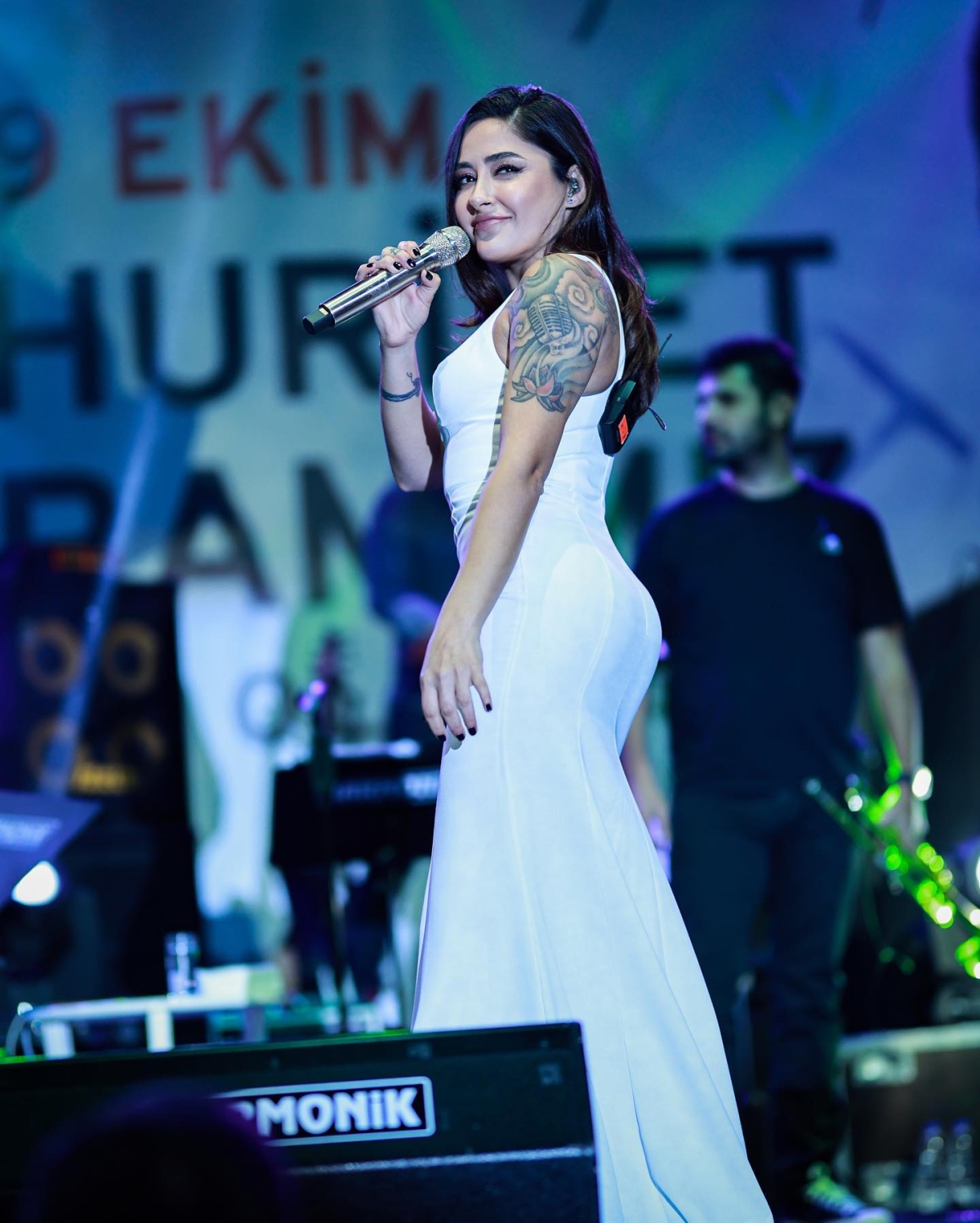 Melek Mosso konser fotoğrafları