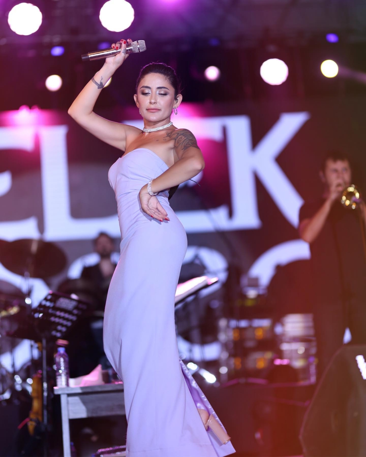 Melek Mosso konser fotoğrafları