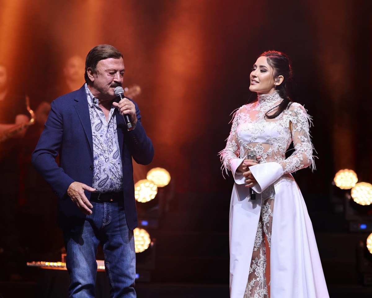 Melek Mosso konser fotoğrafları