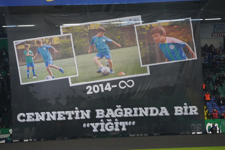 Çaykur Rizespor-Göztepe maçı fotoğrafları