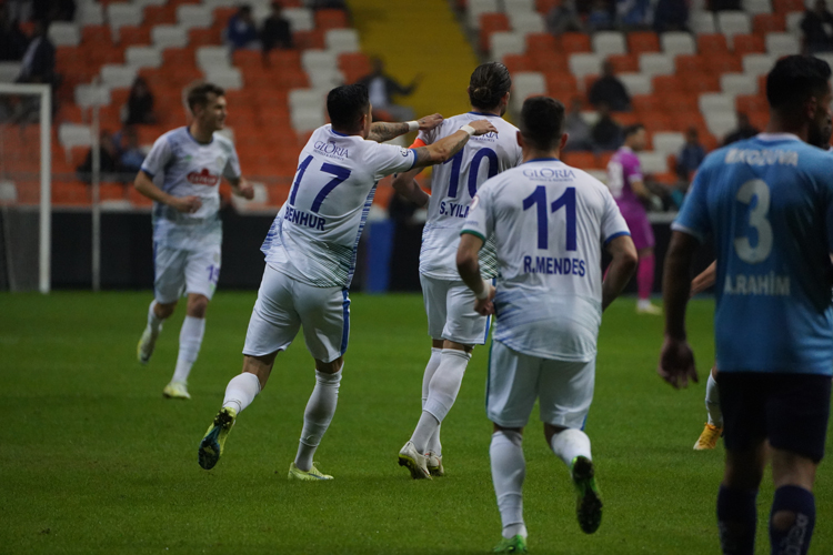 Adana Demirspor-Çaykur Rizespor maçı fotoğrafları