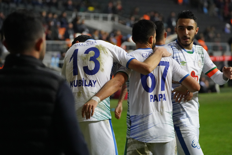 Adana Demirspor-Çaykur Rizespor maçı fotoğrafları