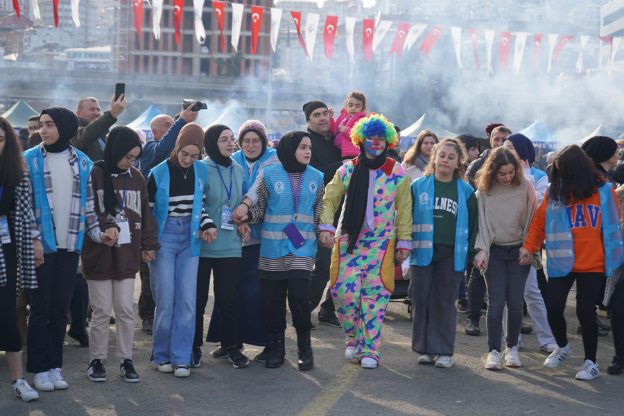 Rize'de 7.Hamsi Festivali Düzenlendi
