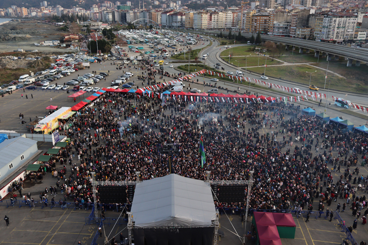 Rize'De Oğuzhan Koç Rüzgarı