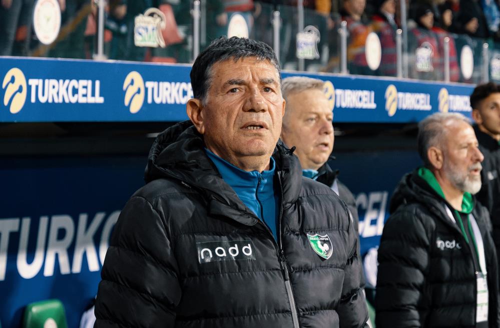 Rizespor-Denizlispor maçı fotoğrafları