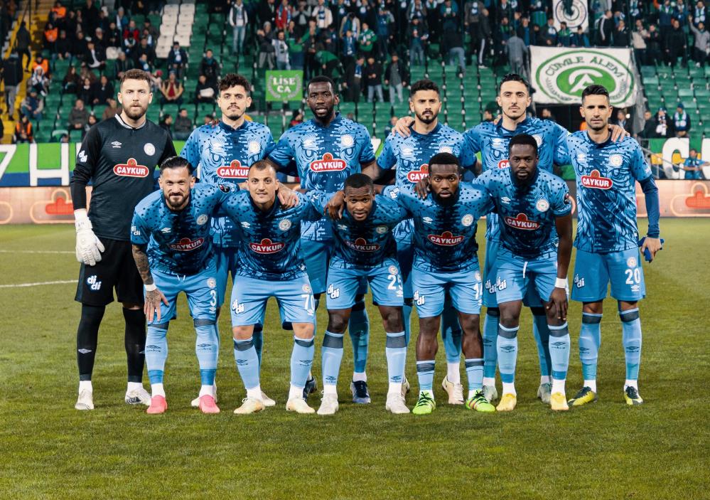 Rizespor-Denizlispor maçı fotoğrafları