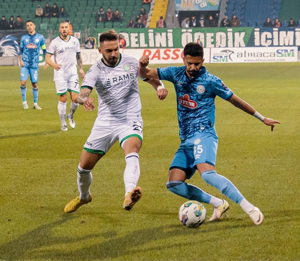 Rizespor-Denizlispor maçı fotoğrafları