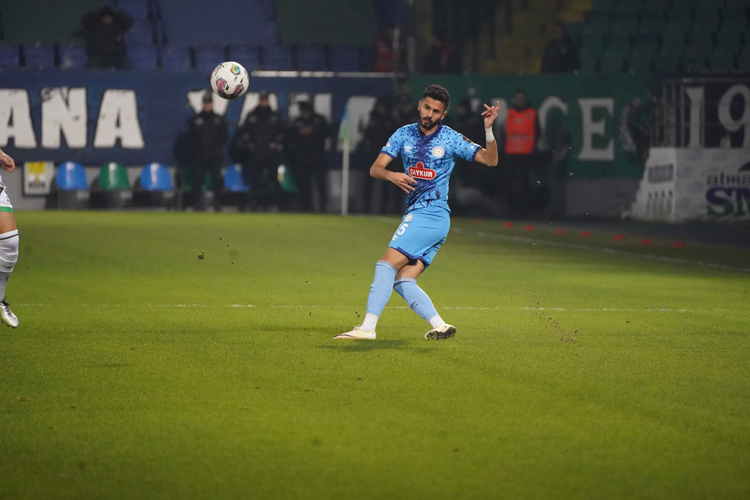 Rizespor-Denizlispor maçı fotoğrafları