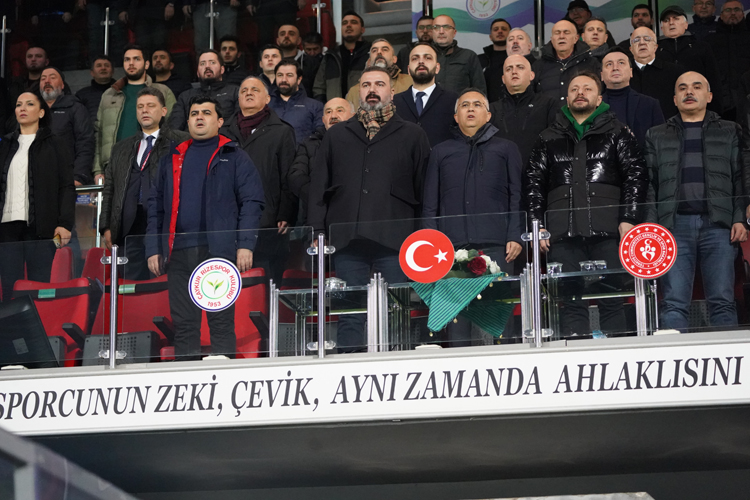 Rizespor-Denizlispor maçı fotoğrafları