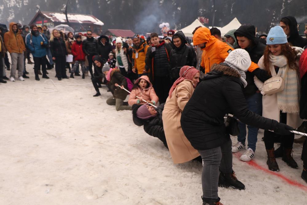 Ayder Kardan Adam Festivali'nin son günü renkli görüntülere sahne oldu