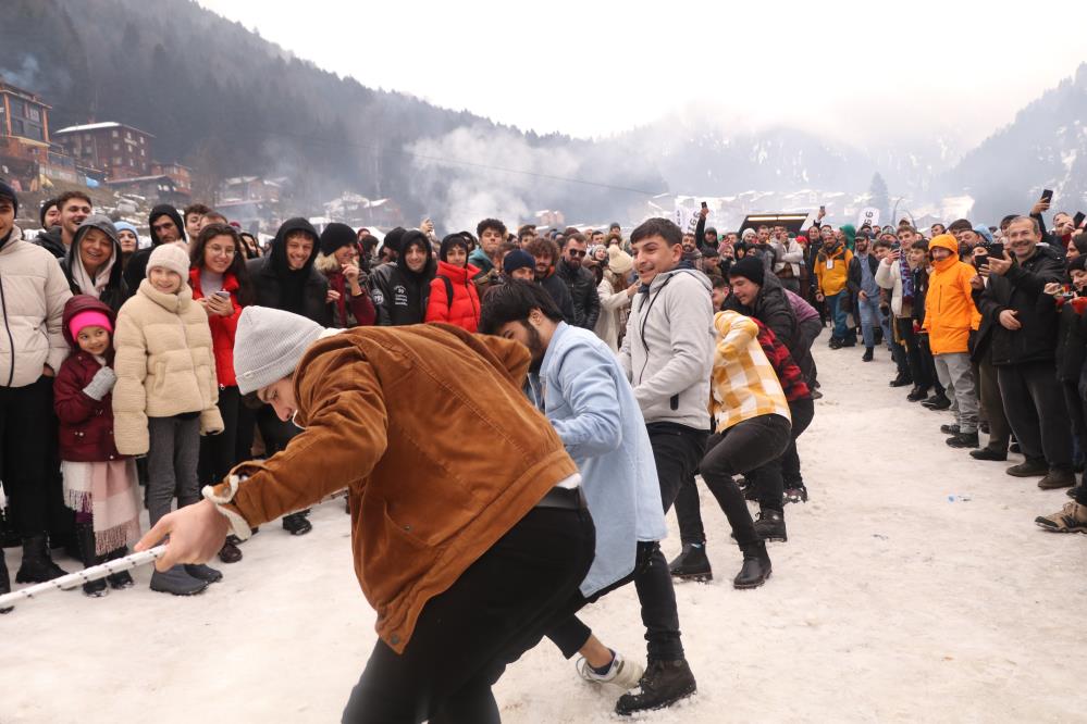 Ayder Kardan Adam Festivali'nin son günü renkli görüntülere sahne oldu