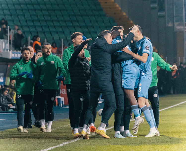 Çaykur Rizespor-Yeni Malatyaspor maçı fotoğrafları
